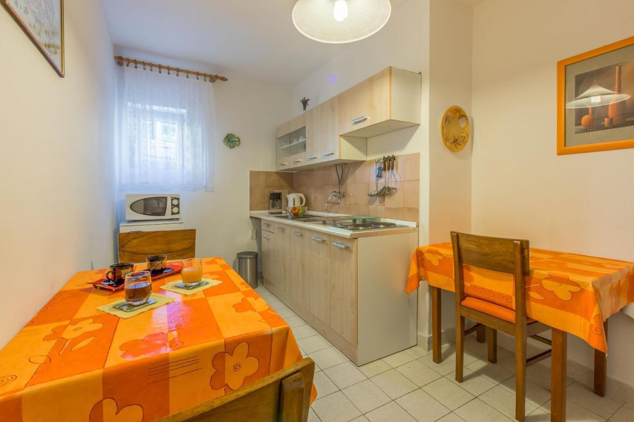 Apartments Danica Dramalj Bagian luar foto